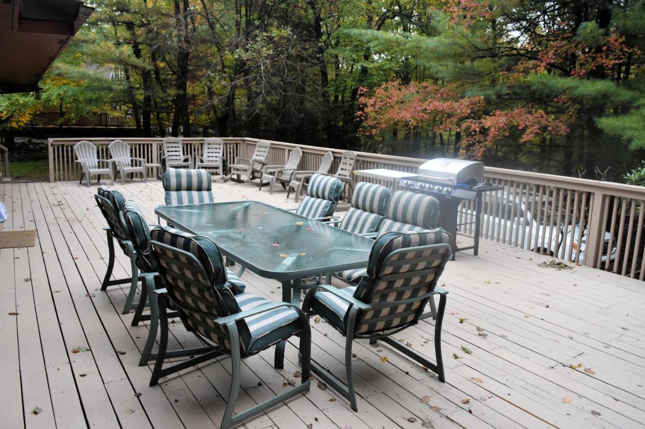 5 Bdr Cabin Game Rm Large Deck Fireplace Firetable Lake Harmony Luaran gambar