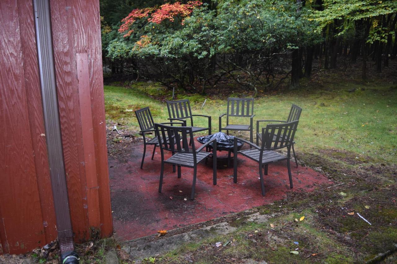 5 Bdr Cabin Game Rm Large Deck Fireplace Firetable Lake Harmony Luaran gambar