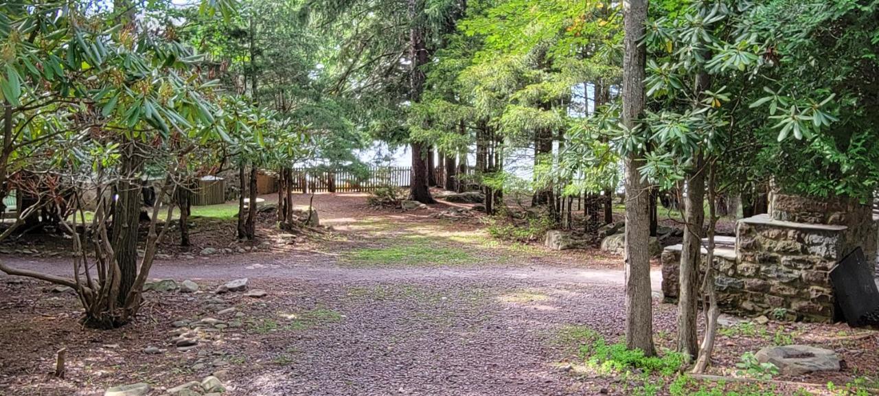 5 Bdr Cabin Game Rm Large Deck Fireplace Firetable Lake Harmony Luaran gambar